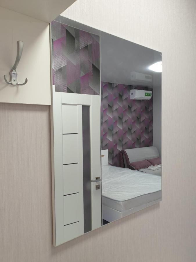Apart Hotel Malinovskogo Kharkiv Exterior photo